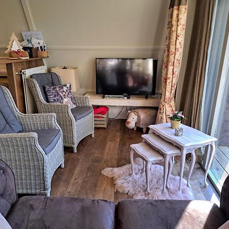 Вилла Tipi D'Amis Дюрбюи Экстерьер фото