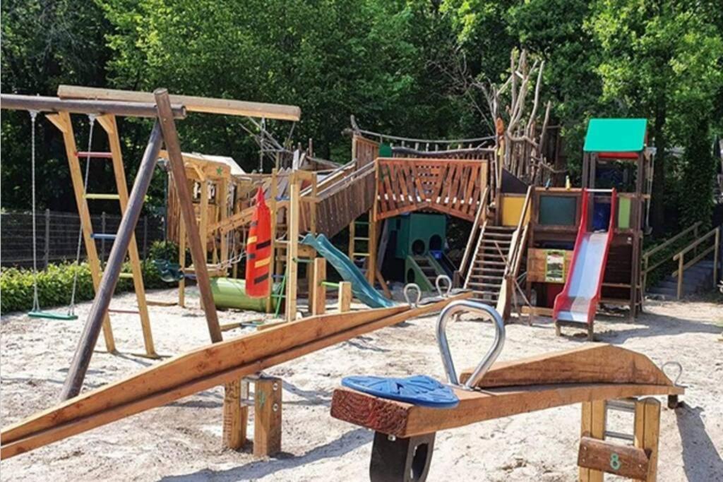 Вилла Tipi D'Amis Дюрбюи Экстерьер фото